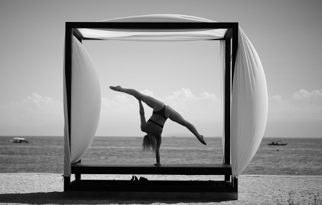 Handstand